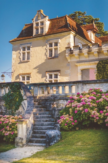 Vue rapprochée du château. Vue rapprochée du château.