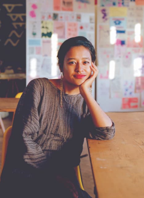 Lauréate du Hublot Design Prize 2023, Aqui Thami est une créatrice émergente sur la scène internationale. Lauréate du Hublot Design Prize 2023, Aqui Thami est une créatrice émergente sur la scène internationale.